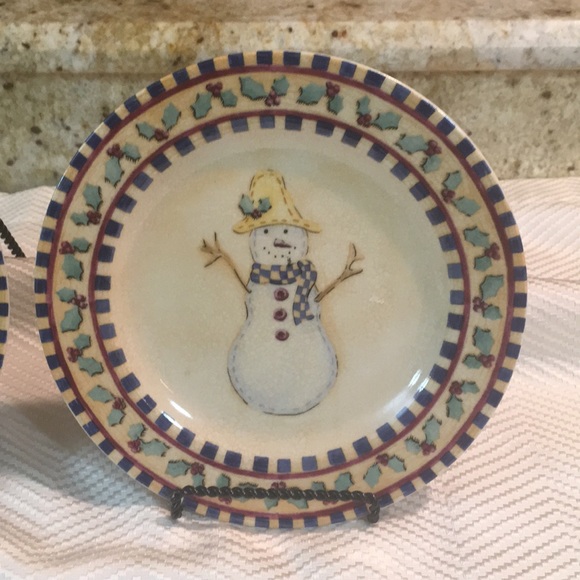 Beautiful Christmas Salad Plates - Picture 5 of 6